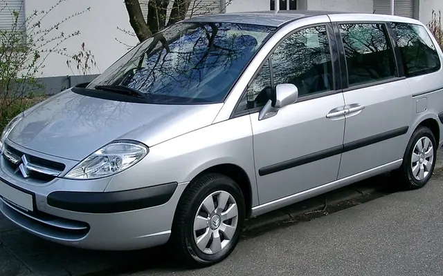 Citroën C8