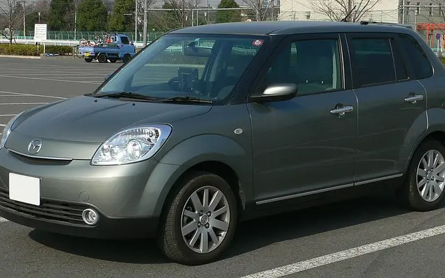 Mazda Verisa