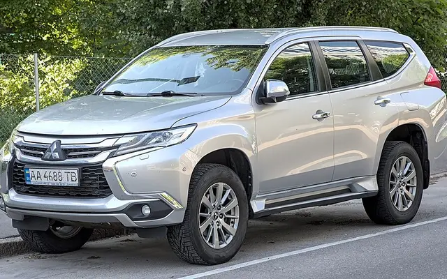 Mitsubishi Montero Sport