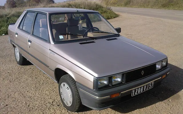 Renault 9