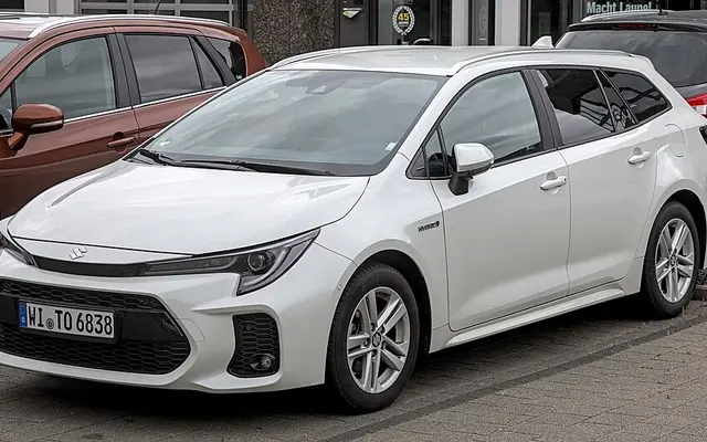 Suzuki Swace