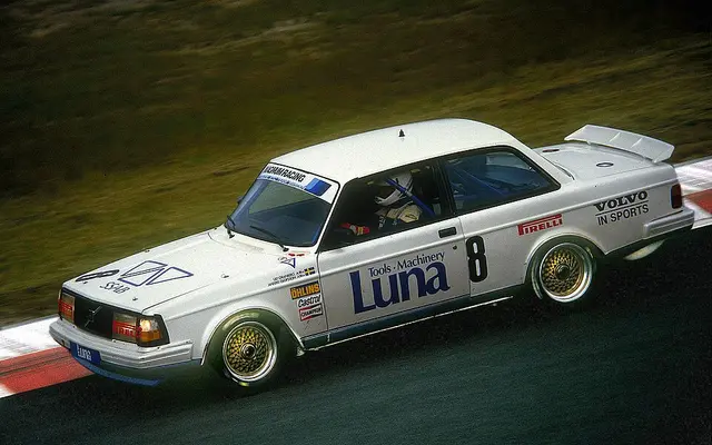 Volvo 240
